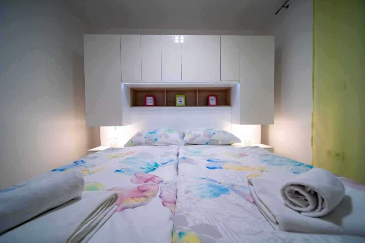 Apartments Arbis Лопар Экстерьер фото
