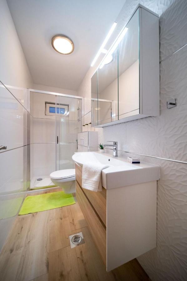 Apartments Arbis Лопар Экстерьер фото