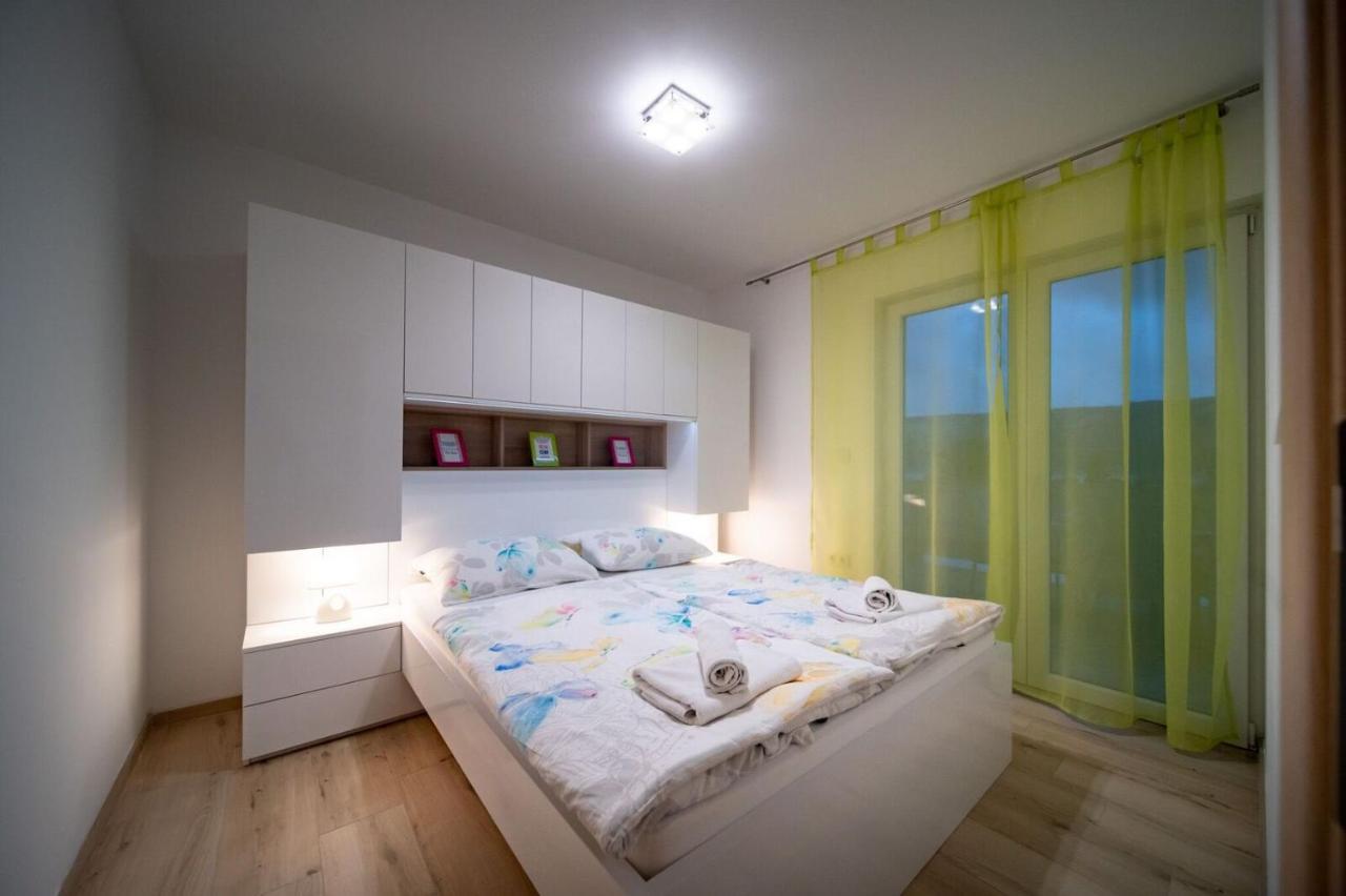 Apartments Arbis Лопар Экстерьер фото