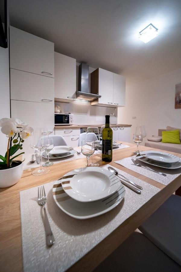 Apartments Arbis Лопар Экстерьер фото