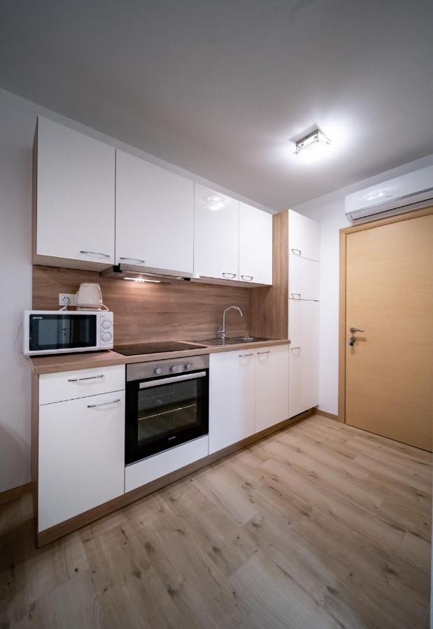 Apartments Arbis Лопар Экстерьер фото