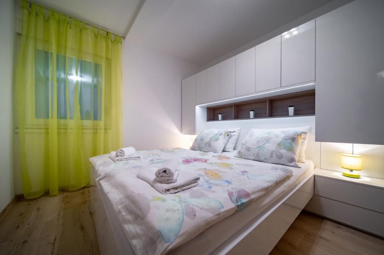 Apartments Arbis Лопар Экстерьер фото