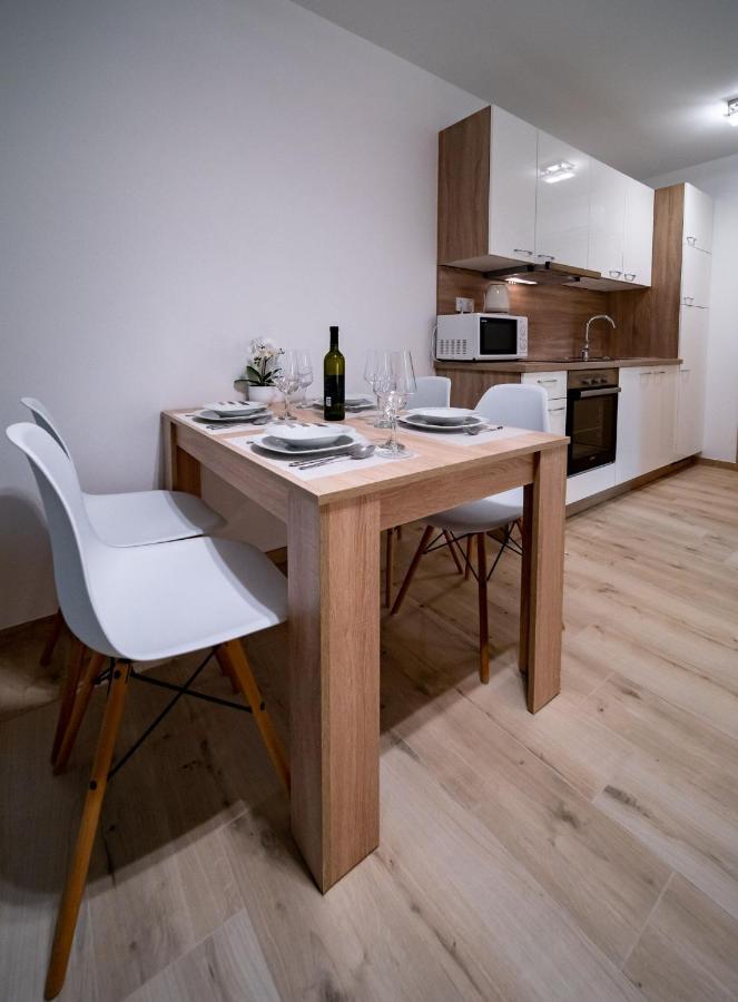 Apartments Arbis Лопар Экстерьер фото