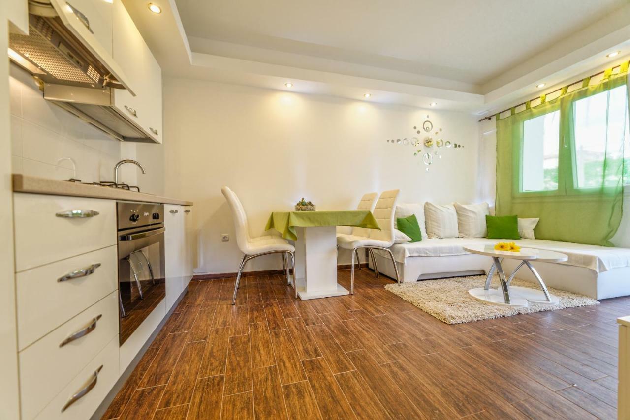 Apartments Arbis Лопар Экстерьер фото