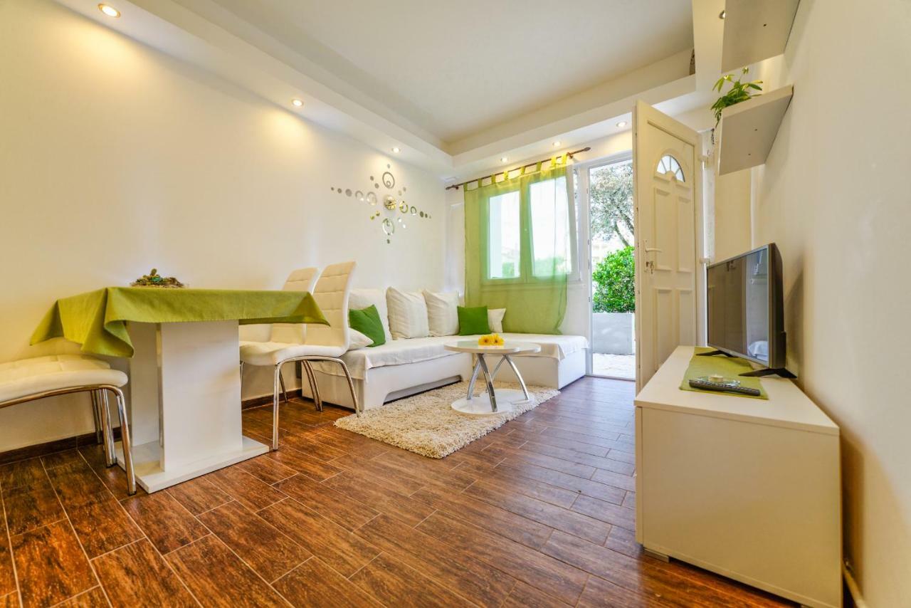 Apartments Arbis Лопар Экстерьер фото
