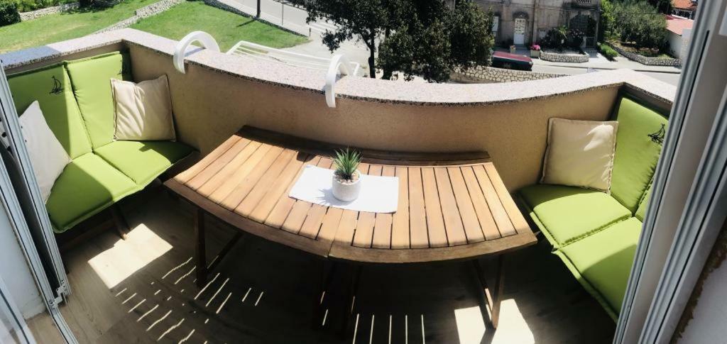 Apartments Arbis Лопар Экстерьер фото